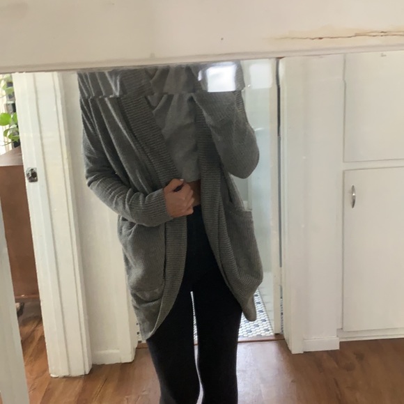 Sweater bundle! 2 items! - Picture 5 of 6